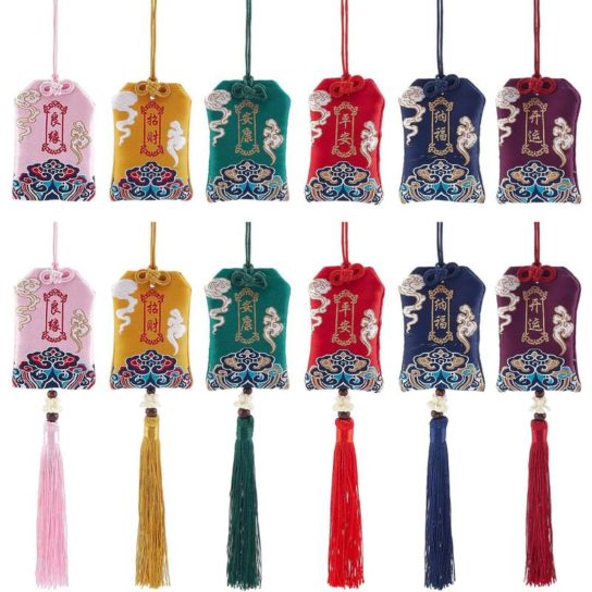 Lot de 12 pochettes de style omamori